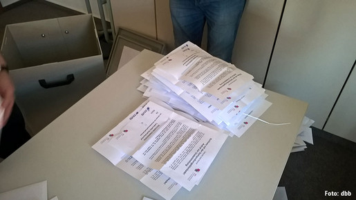 Auszählung der Urabstimmung in Naunhof Auszählung der Urabstimmung in Naunhof