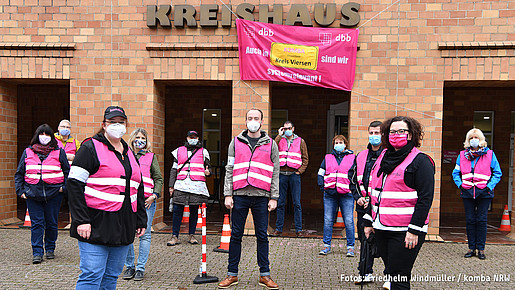 Mitarbeiterinnen und Mitarbeiter der Verwaltung des Landkreises Viersen