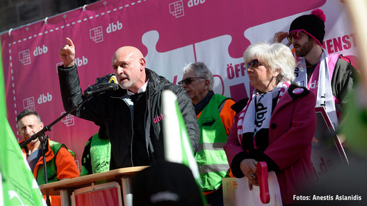 Volker Geyer auf einer Demonstration in Nürnberg