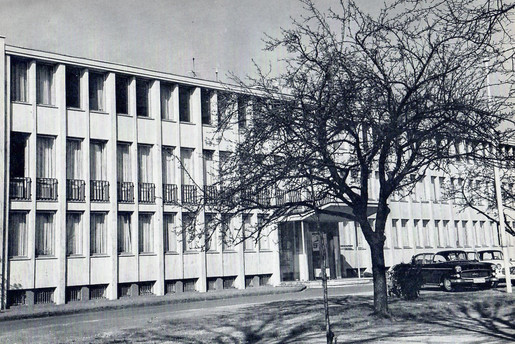 Haus des DBB in Bad Godesberg Das 1960 errichtete Haus des DBB in Bad Godesberg
