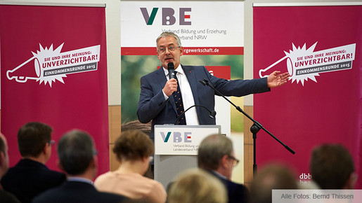 Willi Russ beim Branchentag der Lehrer in Dortmund Willi Russ beim Branchentag der Lehrer in Dortmund