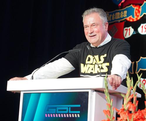 „Mögen wir die Macht haben, endlich die Infrastruktur vom Konzern herauszulösen!“, fordert der GDL-Bundesehrenvorsitzende. „Mögen wir die Macht haben, endlich die Infrastruktur vom Konzern herauszulösen!“, fordert der GDL-Bundesehrenvorsitzende.