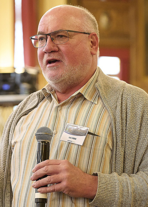 Lutz Ribbe Lutz Ribbe spricht zu einem Publikum