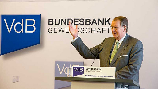 Bundesbank: Plädoyer für Weiterbeschäftigung Bundesbank: Plädoyer für Weiterbeschäftigung