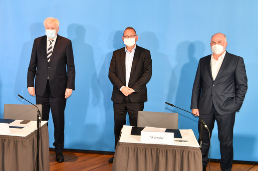Seehofer, Wernicke und Silberbach vor der Presse Seehofer, Wernicke und Silberbach vor der Presse