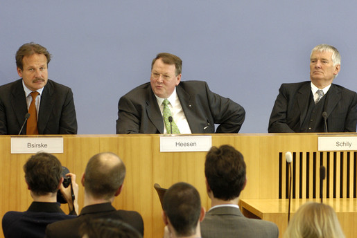 Vorstellung des Eckpunktepapiers „Neue Wege im Öffentlichen Dienst“ Vorstellung des Eckpunktepapiers „Neue Wege im Öffentlichen Dienst“