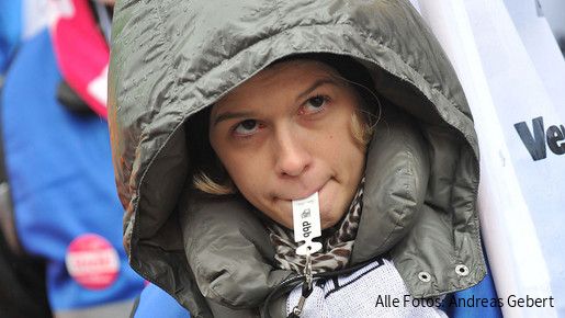 Warnstreik in München – Protest vor Zentrale der Arbeitgeber Warnstreik in München – Protest vor Zentrale der Arbeitgeber