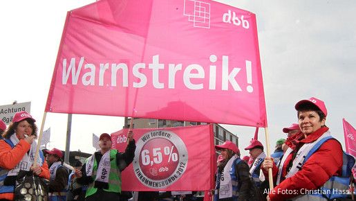 Einkommensrunde 2012: Beschäftigten-Protest in Böblingen