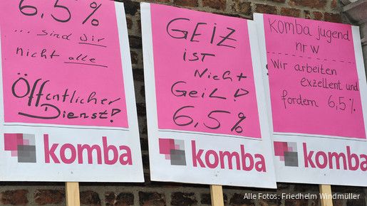 Einkommensrunde 2012: Warnstreik in Neuss