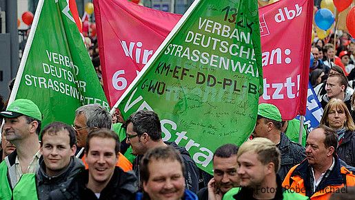Warnstreik mit Demo in Dresden