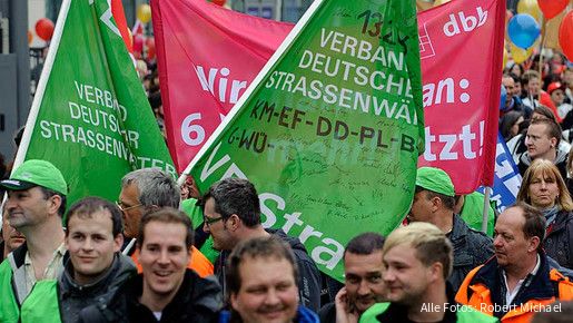 Warnstreik mit Demo in Dresden