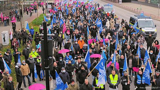 Einkommensrunde 2021: Demo in Hamburg