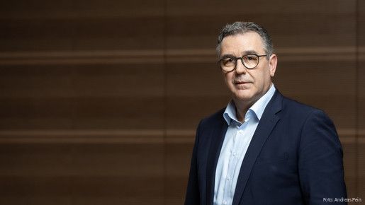 Das Foto zeigt Andreas Hemsing, dbb-Vize und Fachvorstand Tarifpolitik.