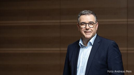 Das Foto zeigt dbb-Vize Andreas hemsing