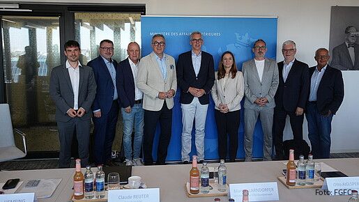 Die EULOS-Delegation mit der luxemburgischen Digitalisierungsministerin Stéphanie Obertin und Innenminister Léon Gloden .