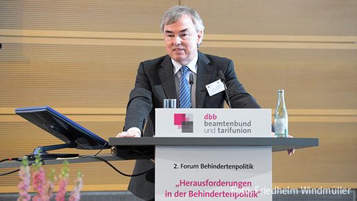 Klaus Dauderstaedt beim 2. Forum Behindertenpolitik