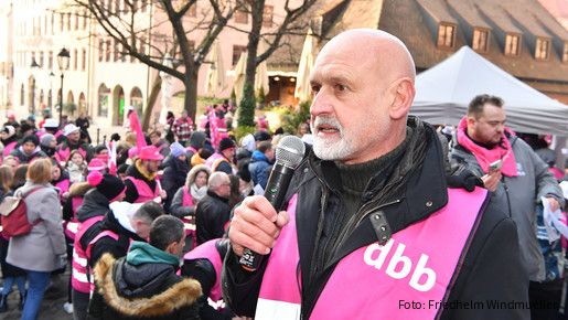 Einkommensrunde 2023 bei Bund und Kommunen: Protest in Nürnberg