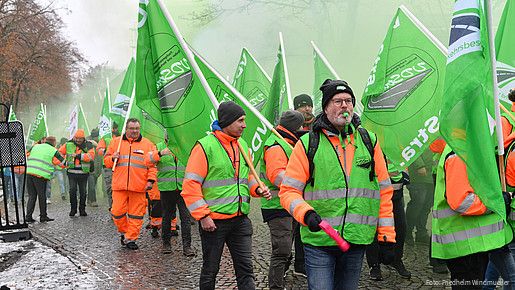 Einkommensrunde 2023, TdL, Demo Potsdam, Tarifverhandlungen, dritte Runde