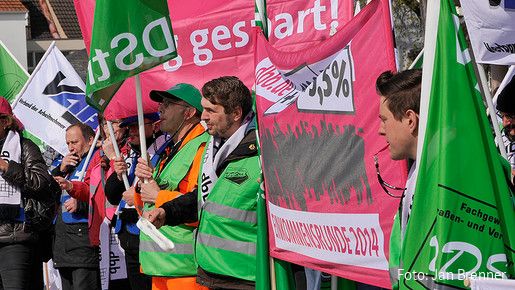 Warnstreiks in Ludwigsburg und Erlangen Warnstreiks in Ludwigsburg und Erlangen