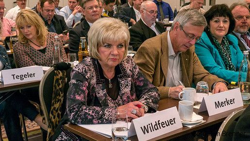 Helene Wildfeuer bei der Bundestarifkommission im Herbst 2014 Helene Wildfeuer bei der Bundestarifkommission im Herbst 2014