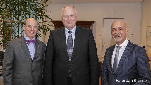 Große Koalition plant Vernichtungsfeldzug gegen Berufsgewerkschaften!  Große Koalition plant Vernichtungsfeldzug gegen Berufsgewerkschaften!