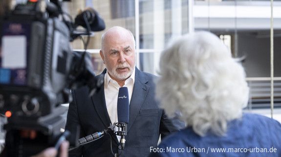 Pressekonferenz zur dbb Bürgerbefragung 2022