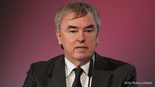 Der neu gewählte dbb Bundesvorsitzende Klaus Dauderstaedt