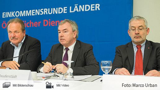 Pressekonferenz zur Einkommensrunde im öffentlichen Dienst der Länder 2015 Pressekonferenz zur Einkommensrunde im öffentlichen Dienst der Länder 2015
