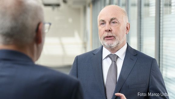 Ulrich Silberbach dbb Chef Ulrich Silberbach im Gespräch