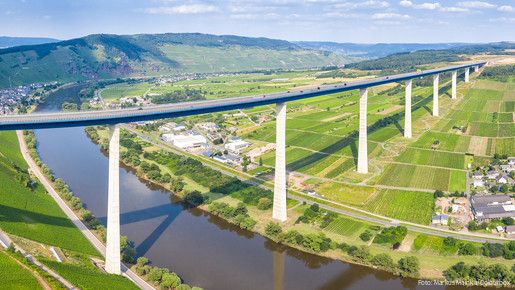 Bridge over Moselle river panorama in Zeltingen Germany road