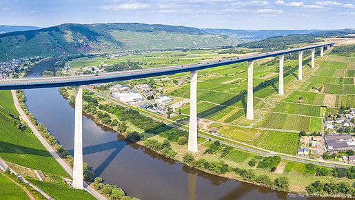 Bridge over Moselle river panorama in Zeltingen Germany road