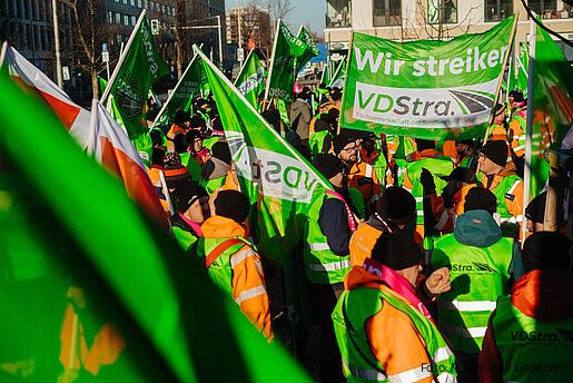 Blick auf einen Demonstrationszug