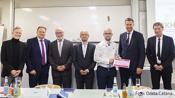 Hochschulen für den öffentlichen Dienst: Nachwuchskräfte ausgezeichnet