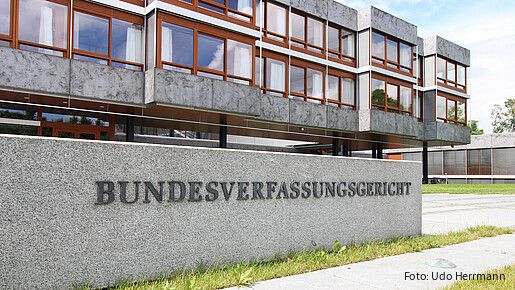 Titel Bundesverfassungsgericht in Karlsruhe