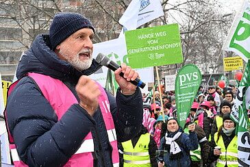 Eine bessere Bezahlung ist das Mindeste, was die Länder tun können
