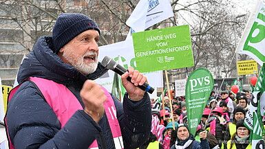 Eine bessere Bezahlung ist das Mindeste, was die Länder tun können