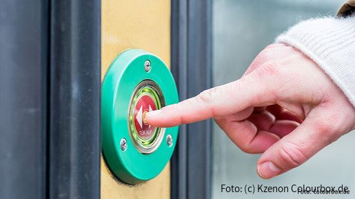 Türöffner an S-Bahn Türöffner an S-Bahn