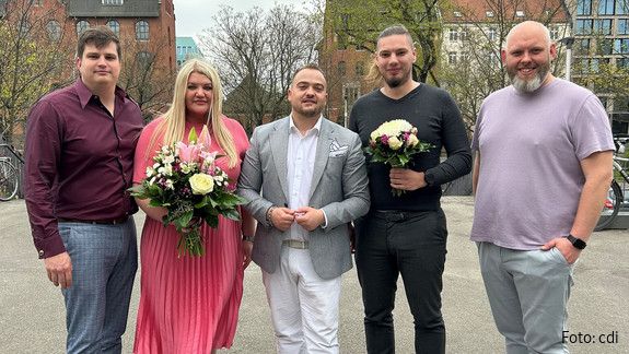 Abramov ist neue Erste stellvertretende Vorsitzende der dbb jugend Das Foto zeigt die Bundesjugendleitung der dbb jugend: Oliver Löwe, Daria Abramov, Matthäus Fandrejewski, Felix Reising und Toni Nickel (von links).