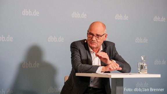 Fred-Dieter Zagrodnik, dbb forum öffentlicher Dienst, dienstunfall