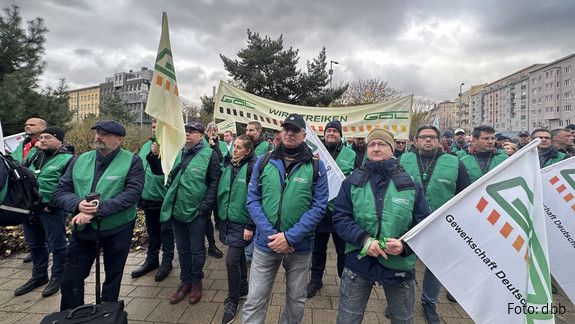 16.11.2023, Jahr > 2023, Ort > Europa > Deutschland > Berlin, Veranstaltung > Demonstration, Einkommensrunde 2023, Organisation > Gewerkschaft/Berufsverband > GDL