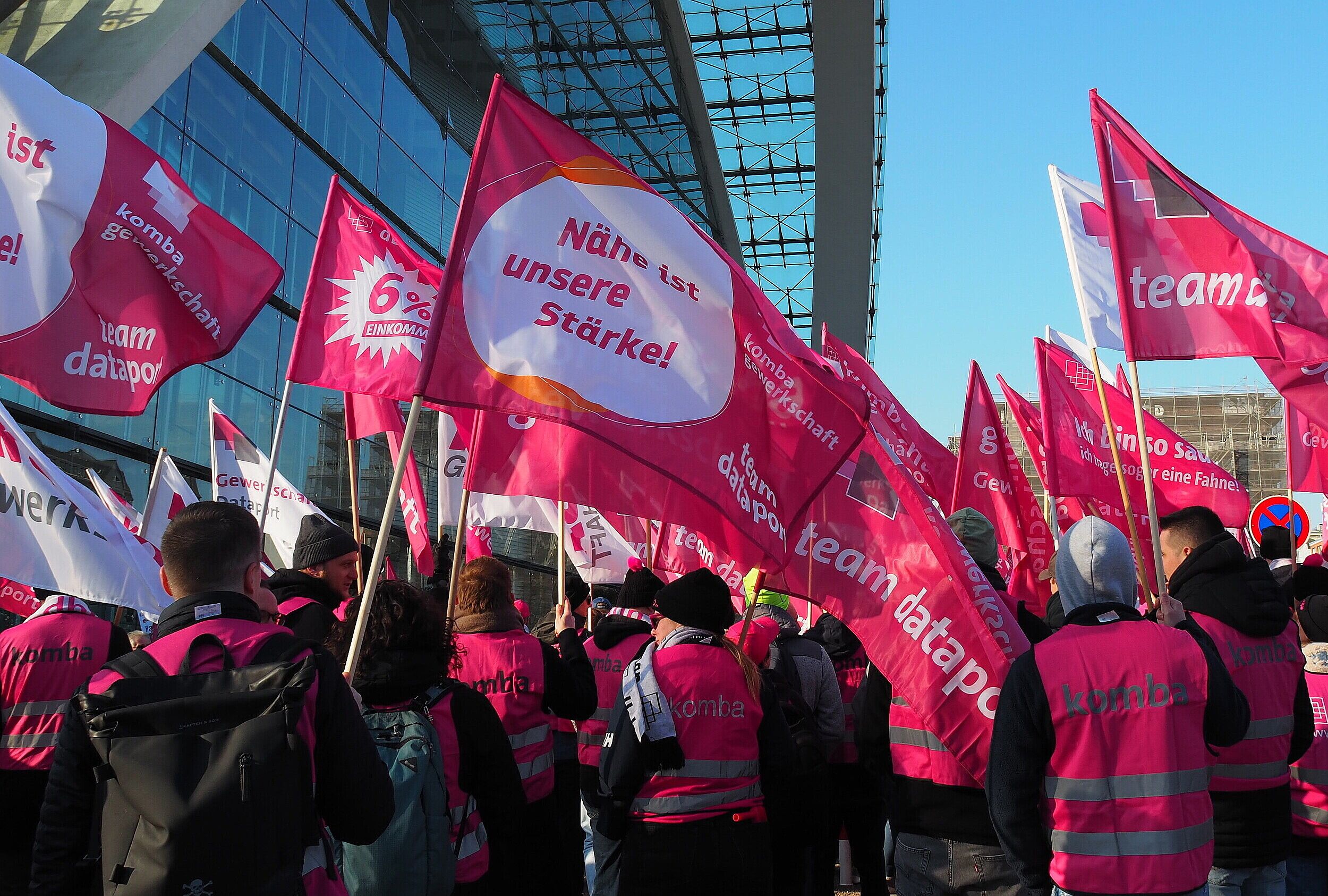 Starker Auftritt von uns, Schwaches Angebot von Dataport