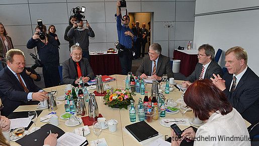 Beginn dritte Verhandlungsrunde