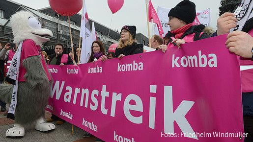 Warnstreik, Demo und Protestkundgebung in Salzgitter